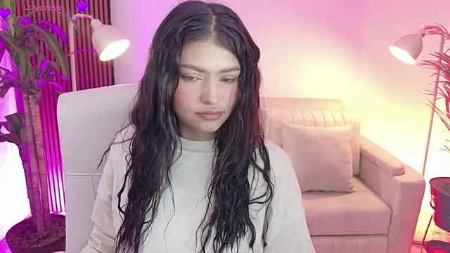 victoria   moon online show from January 13, 1:15 pm