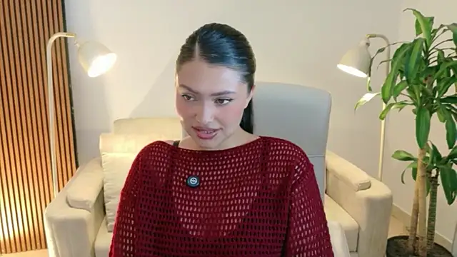 Snapshot of victoria___moon chatting on May 27, 2:35 pm victoria moon online show from May 27, 2:35 pm
