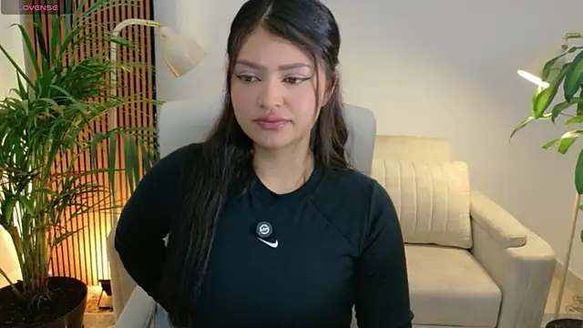 Snapshot of victoria___moon chatting on May 22, 2:37 pm victoria moon online show from May 22, 2:37 pm