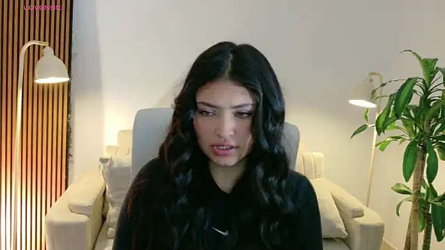 Snapshot of victoria___moon chatting on May 29, 1:39 pm victoria moon online show from May 29, 1:39 pm
