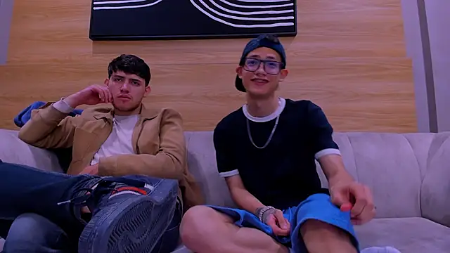 big  friends online show from December 5, 1:43 pm