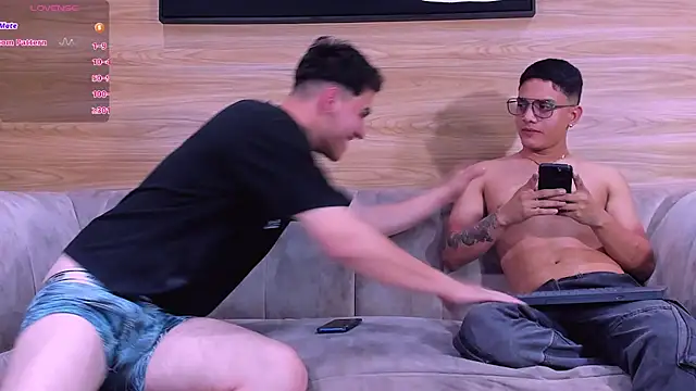 big  friends online show from March 7, 1:01 am