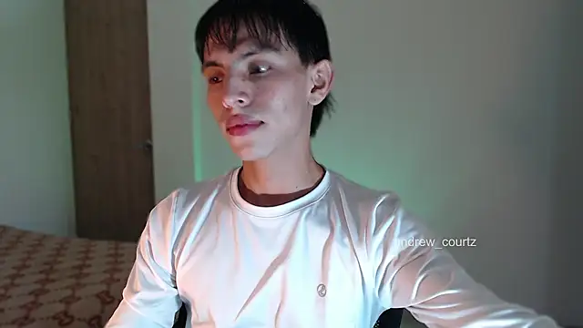 andrew courtzz online show from March 25, 9:24 pm