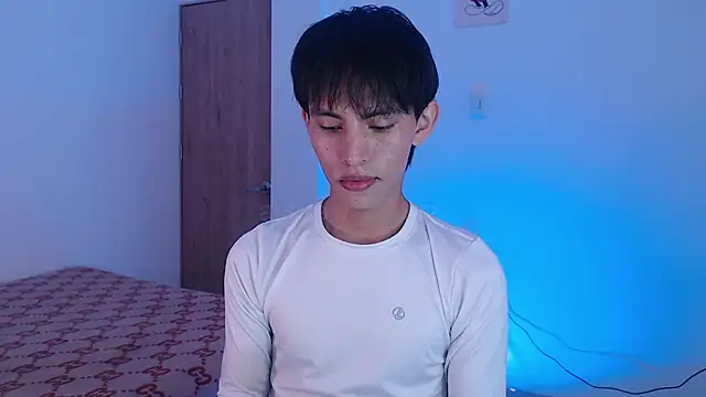 andrew courtzz online show from May 8, 5:50 pm