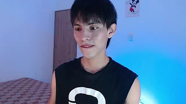 andrew courtzz online show from May 12, 6:25 pm