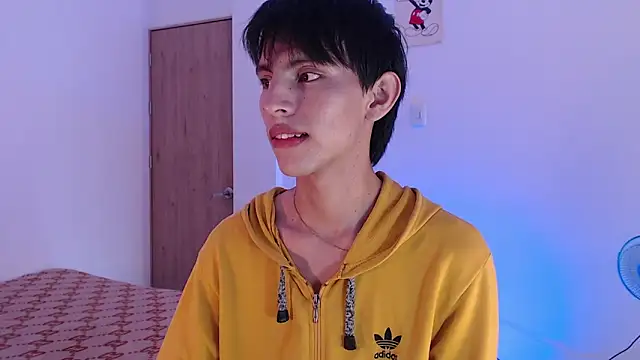 andrew courtzz online show from May 14, 6:16 pm