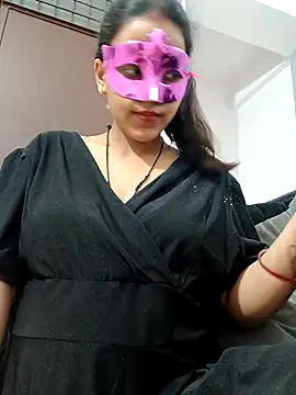 Shivani hotty online show from March 5, 4:58 pm