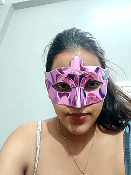 Shivani hotty online show from May 22, 5:00 pm