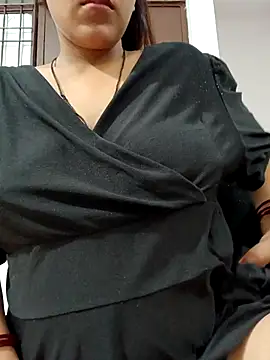 Shivani hotty online show from April 24, 4:09 pm