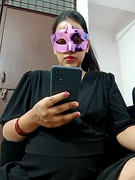 Shivani hotty online show from April 21, 4:02 pm