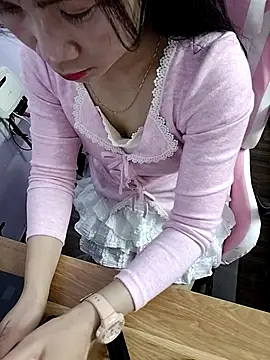  MyNa  online show from January 15, 6:11 pm