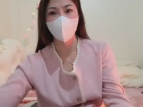 Snapshot of Mimy18 chatting on January 8, 5:41 pm Mimy18 online show from January 8, 5:41 pm