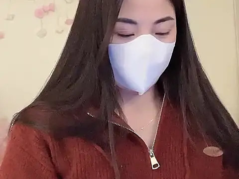 Snapshot of Mimy18 chatting on February 9, 4:49 pm Mimy18 online show from February 9, 4:49 pm