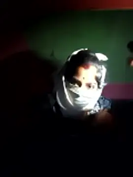 Ponam sexy online show from February 24, 3:02 pm