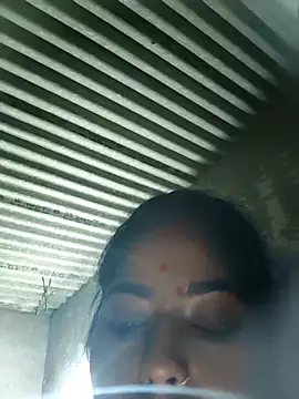 Ponam sexy online show from February 9, 5:11 pm