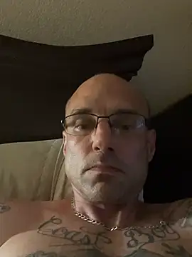 Snapshot of mack6900 chatting on July 17, 3:26 am mack6900 online show from July 17, 3:26 am