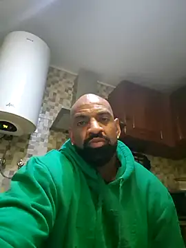 Snapshot of baddblake43 chatting on February 11, 9:36 pm baddblake43 online show from February 11, 9:36 pm