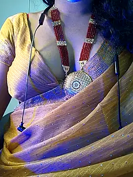 Preeti345 online show from July 24, 3:08 pm
