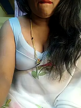 Preeti345 online show from March 28, 3:46 pm