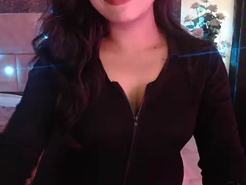 Lola Bebe online show from April 7, 4:36 am