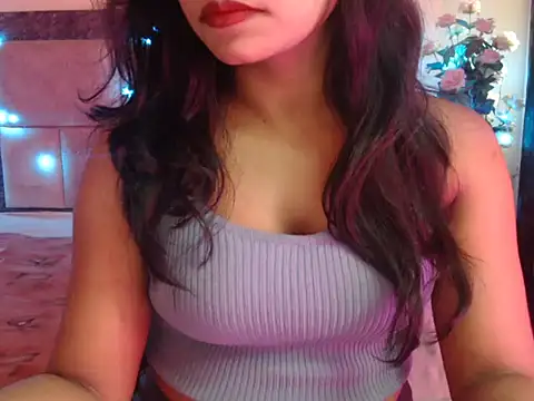 Lola Bebe online show from April 9, 4:47 am