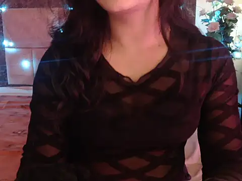 Lola Bebe online show from April 8, 4:58 am