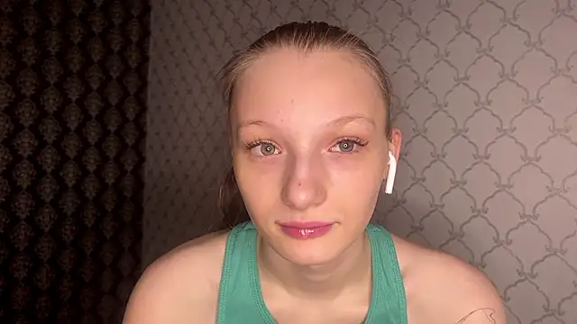 Cleonoth2o online show from March 8, 6:11 pm