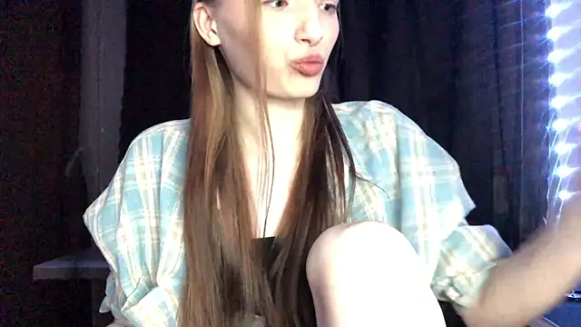 Snapshot of Cleonoth2o chatting on June 19, 9:09 pm Cleonoth2o online show from June 19, 9:09 pm