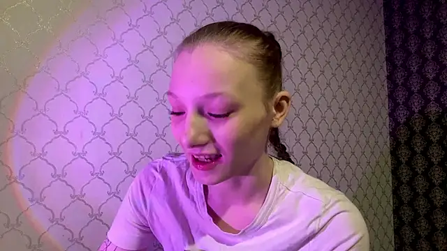 Cleonoth2o online show from March 13, 6:46 pm