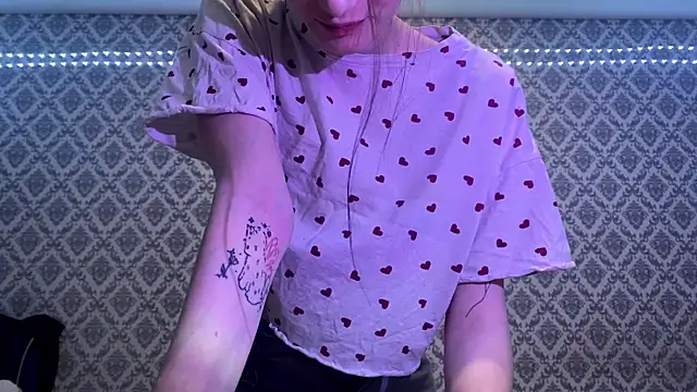 Snapshot of Cleonoth2o chatting on December 22, 6:52 pm Cleonoth2o online show from December 22, 6:52 pm