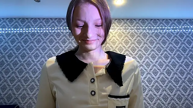 Snapshot of Cleonoth2o chatting on December 14, 6:13 pm Cleonoth2o online show from December 14, 6:13 pm