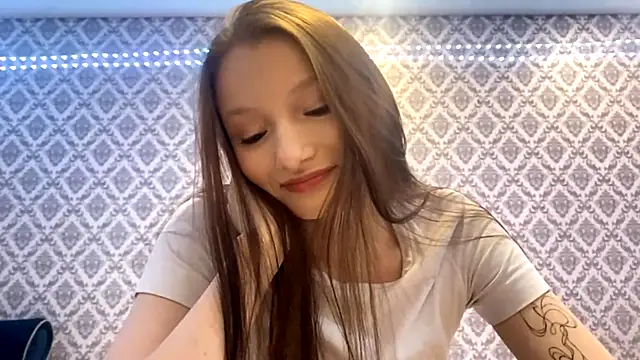 Snapshot of Cleonoth2o chatting on December 5, 6:39 pm Cleonoth2o online show from December 5, 6:39 pm