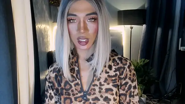 TsBlackHORSECOCKcalix online show from April 19, 3:24 pm