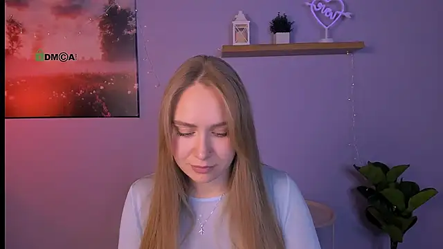 Snapshot of naya_dream chatting on December 16, 12:20 pm naya dream online show from December 16, 12:20 pm