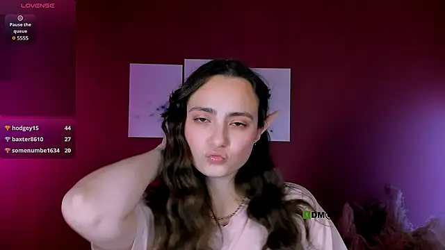 Snapshot of jenna_elayne chatting on December 18, 1:04 pm jenna elayne online show from December 18, 1:04 pm