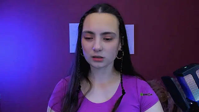 Snapshot of jenna_elayne chatting on February 5, 1:07 pm jenna elayne online show from February 5, 1:07 pm