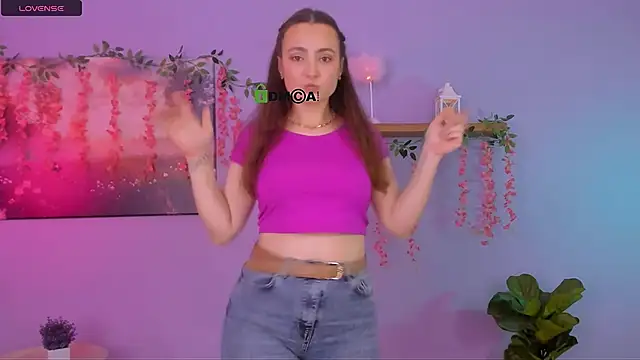 Snapshot of jenna_elayne chatting on February 2, 8:46 am jenna elayne online show from February 2, 8:46 am