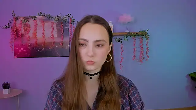 Snapshot of jenna_elayne chatting on February 3, 8:30 am jenna elayne online show from February 3, 8:30 am