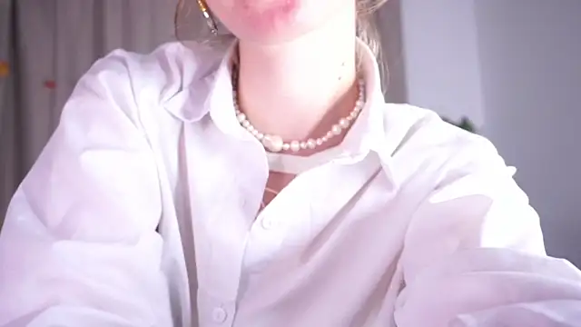 ShinyCharm online show from December 4, 10:20 pm