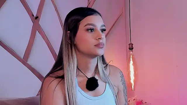 Sophie-velvet online show from March 10, 7:40 pm