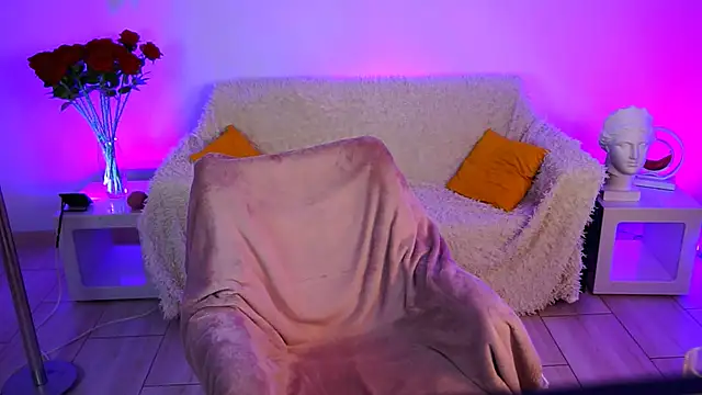 KimPorins online show from March 3, 1:07 pm