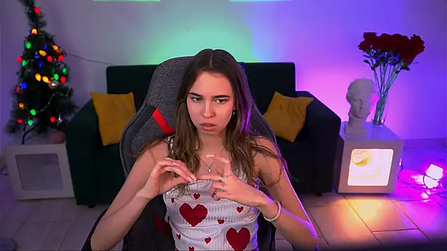 KimPorins online show from December 17, 12:21 pm