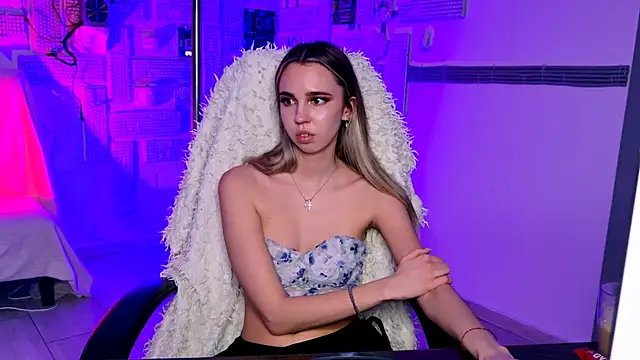 KimPorins online show from February 6, 12:23 pm