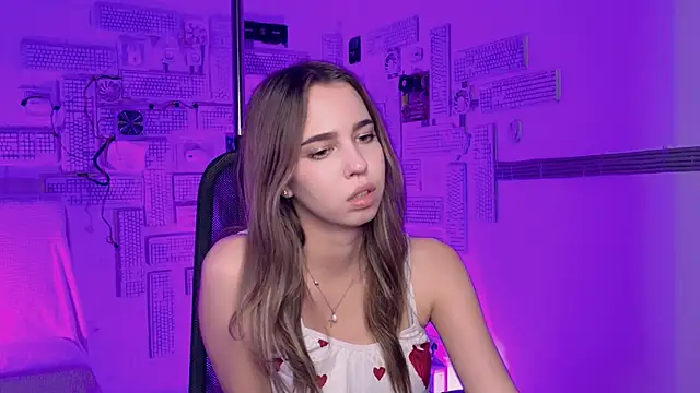 KimPorins online show from December 5, 9:52 am