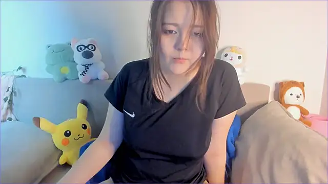 minji snow online show from February 4, 1:06 pm