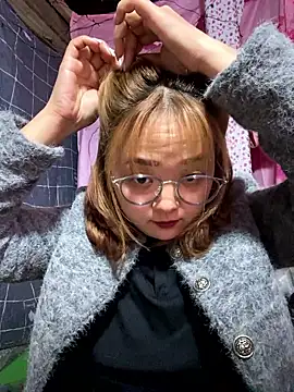 Snapshot of Samsam-006 chatting on January 11, 9:49 am Samsam-006 online show from January 11, 9:49 am