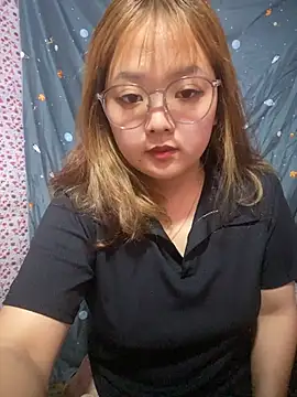 Snapshot of Samsam-006 chatting on February 18, 9:28 am Samsam-006 online show from February 18, 9:28 am