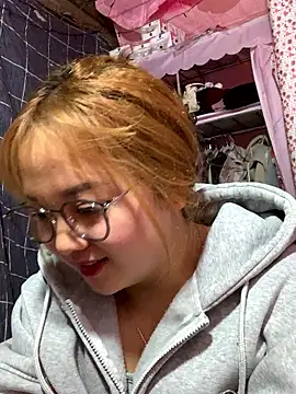 Snapshot of Samsam-006 chatting on January 9, 4:41 am Samsam-006 online show from January 9, 4:41 am