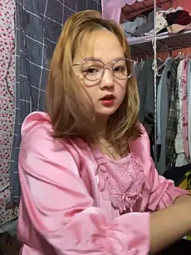 Snapshot of Samsam-006 chatting on January 12, 2:18 am Samsam-006 online show from January 12, 2:18 am