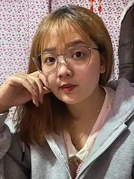 Snapshot of Samsam-006 chatting on February 3, 6:22 am Samsam-006 online show from February 3, 6:22 am